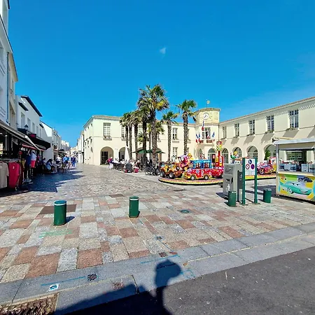 Lumineux 2 Pieces A 100 M De La Et Du Marche Arago, Avec Balcon Et Parking Securise - Fr-1-331-100 Les Sables-dʼOlonne