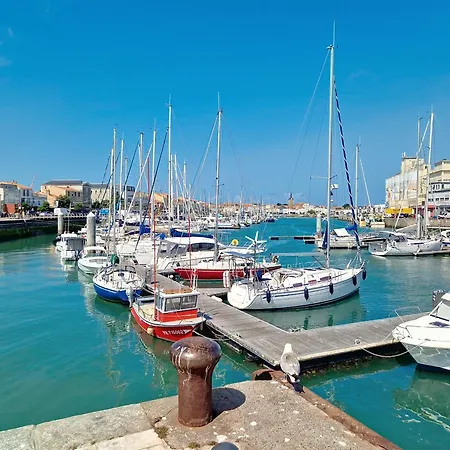 Lumineux 2 Pieces A 100 M De La Et Du Marche Arago, Avec Balcon Et Parking Securise - Fr-1-331-100 Apartment *